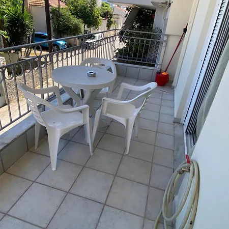 Ioannas Apartment *